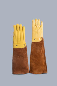 Heavy-duty animal handling gloves, 14" & 17" cuffs